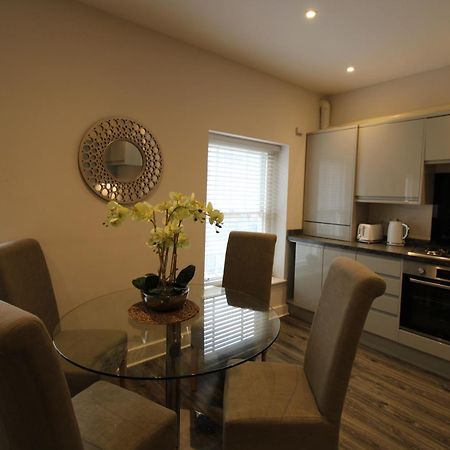 The Warren @ Short Stays Basingstoke Exteriér fotografie