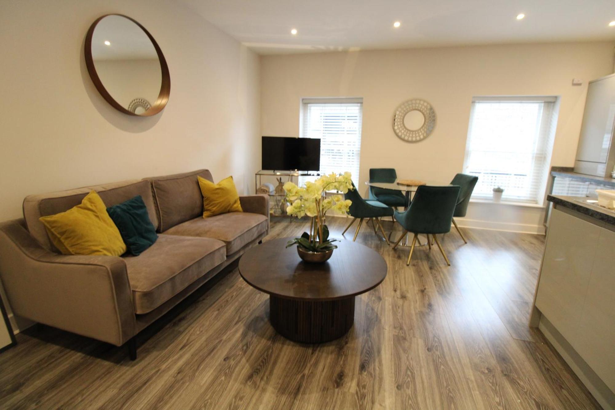 The Warren @ Short Stays Basingstoke Pokoj fotografie