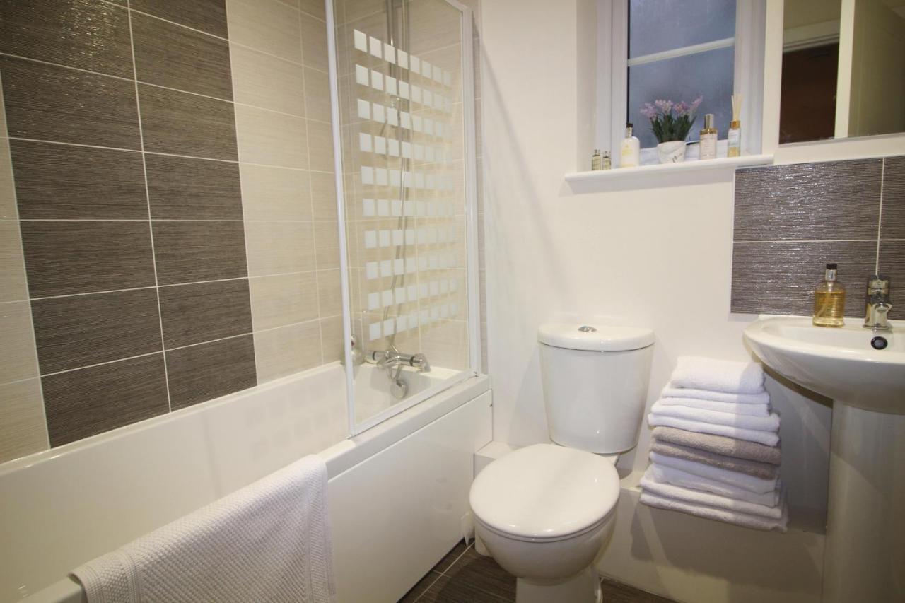 The Warren @ Short Stays Basingstoke Exteriér fotografie